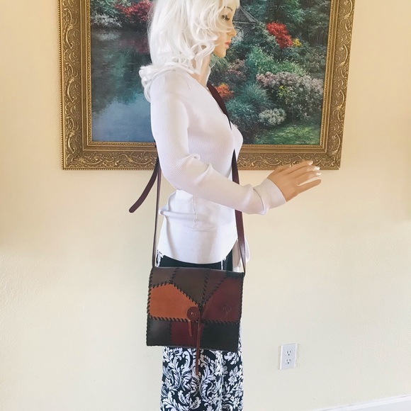 👜 PATRICIA NASH SMALL STITCH/PATCHWORK CROSSBODY - Picture 5 of 8